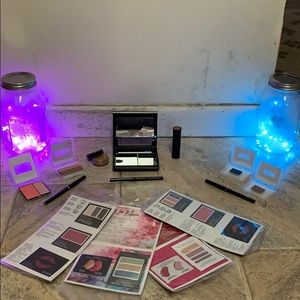 Compact Bundle With Added Goodies